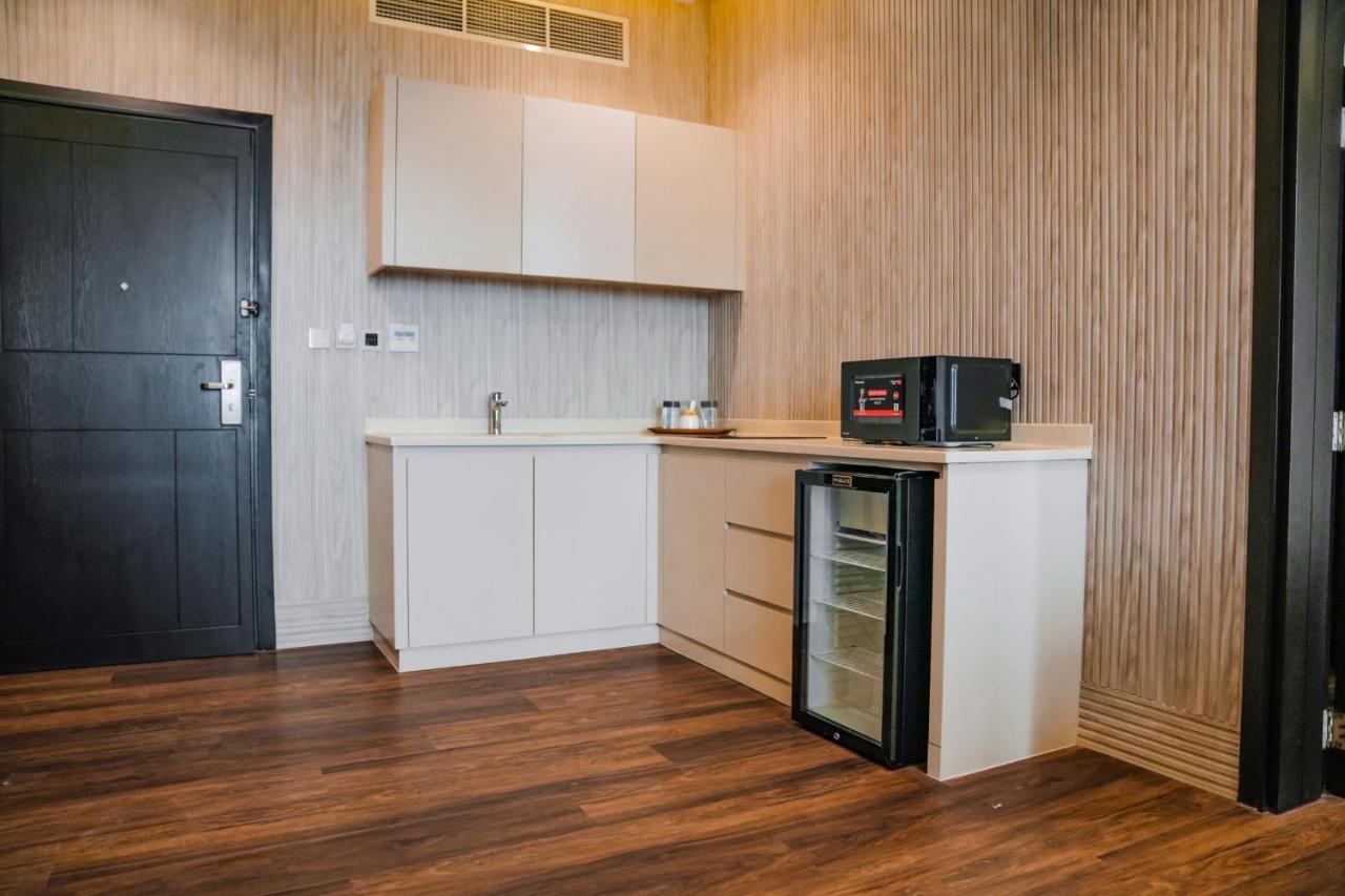 M14 Hotel Apartment Рас-эль-Хайма Экстерьер фото
