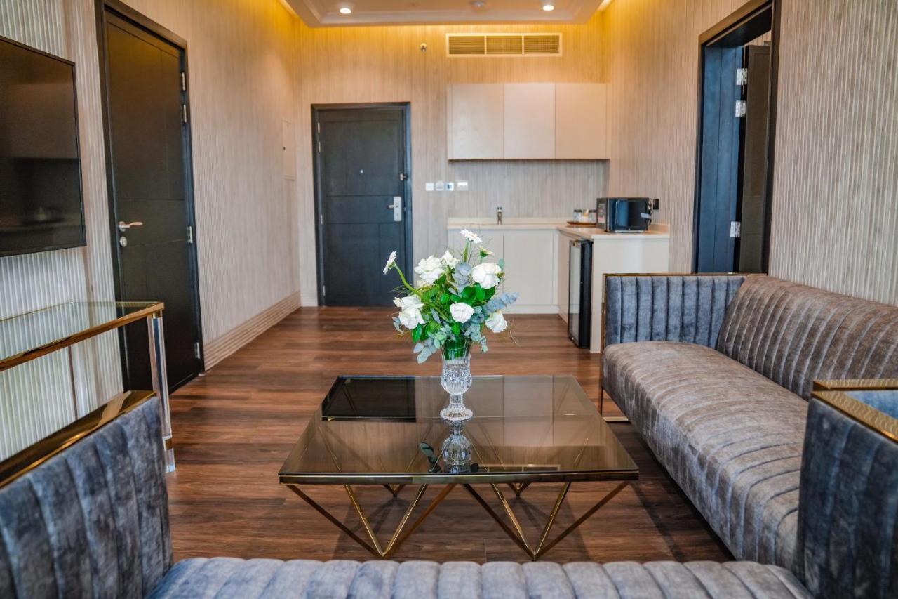 M14 Hotel Apartment Рас-эль-Хайма Экстерьер фото